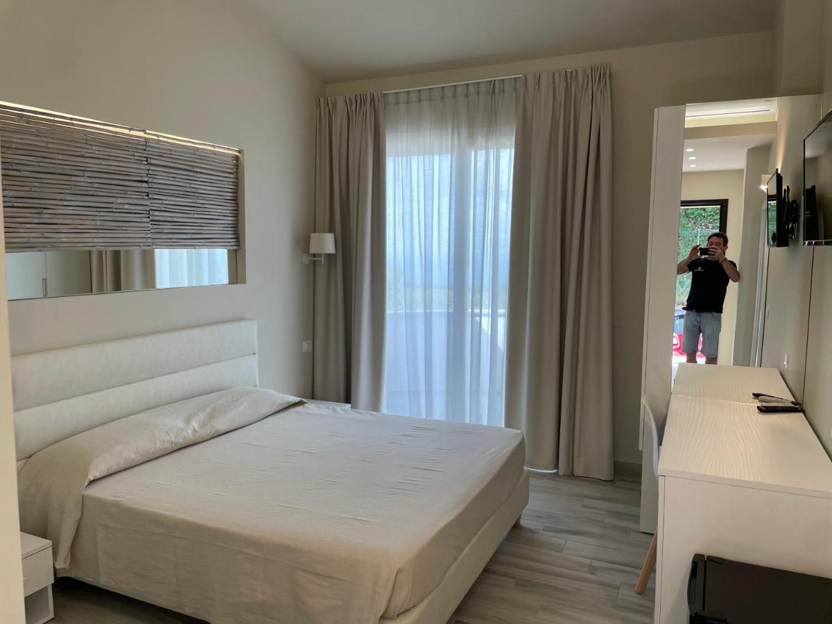 Borgo San Cosmo Tropea Bed & Breakfast Brattiro Exterior photo