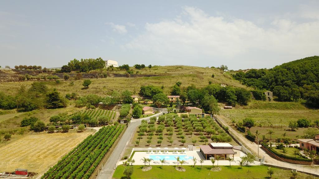 Borgo San Cosmo Tropea Bed & Breakfast Brattiro Exterior photo