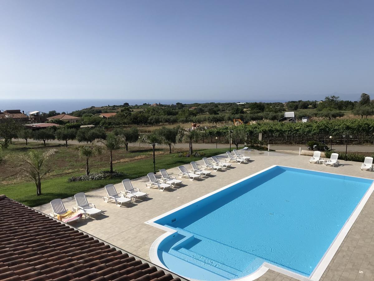 Borgo San Cosmo Tropea Bed & Breakfast Brattiro Exterior photo